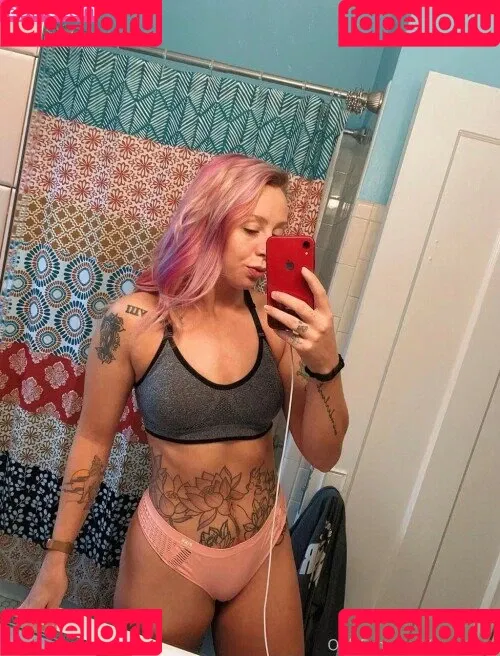 AEW Laynie Luck Onlyfans Photo Gallery 