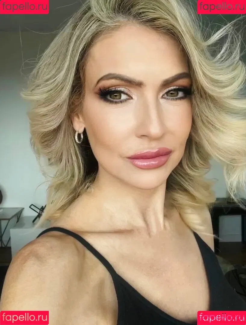 Gigi Dior Onlyfans Photo Gallery 