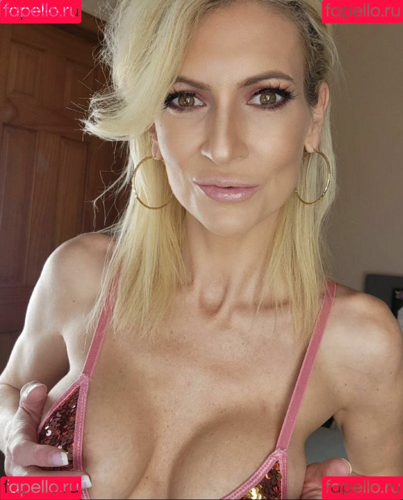 Gigi Dior Onlyfans Photo Gallery 