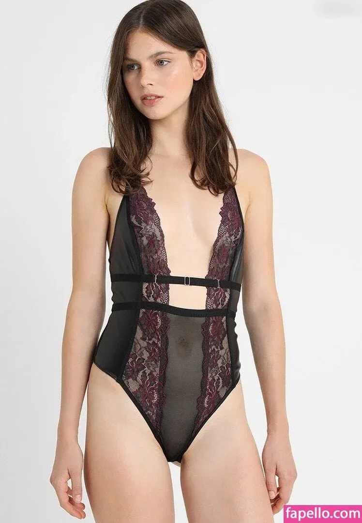 Irma Spies Onlyfans Photo Gallery 