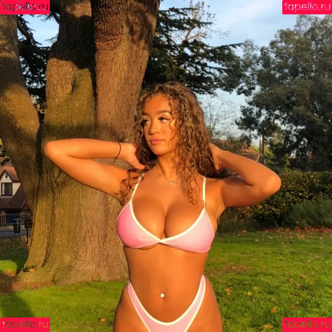 Camille Kathleen Bennetton Onlyfans Photo Gallery 