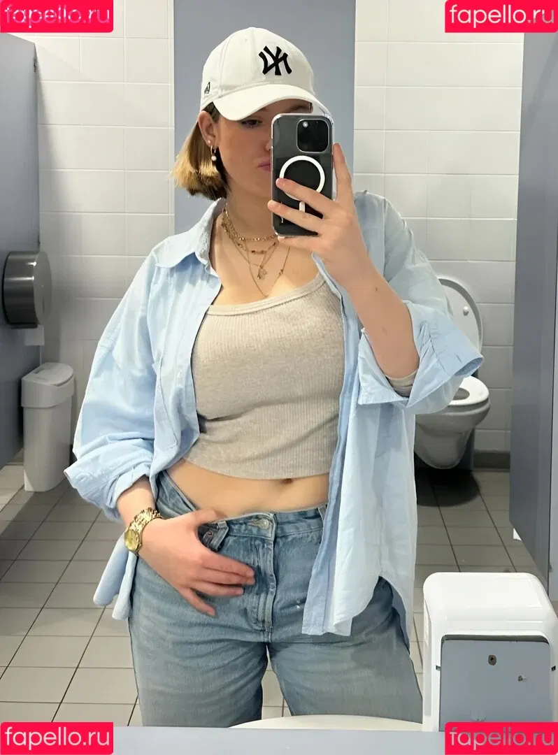 Allie Sherlock Onlyfans Photo Gallery 