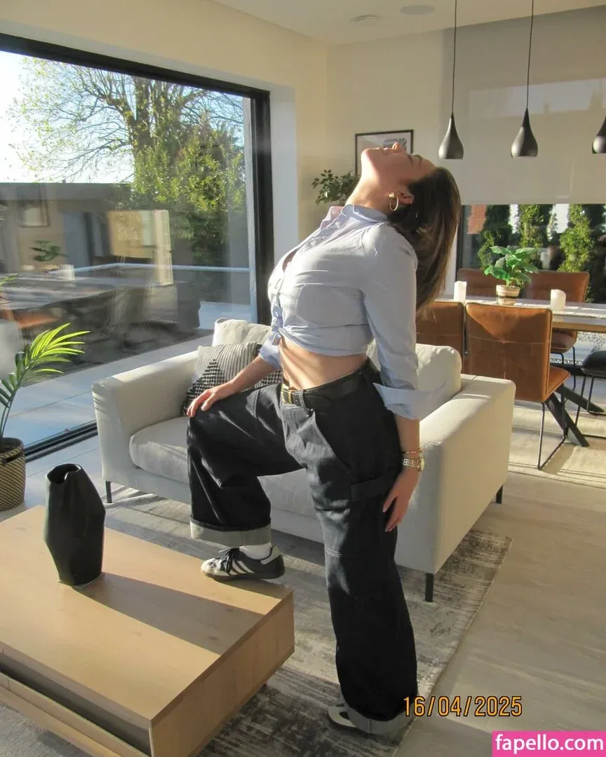 Allie Sherlock Onlyfans Photo Gallery 