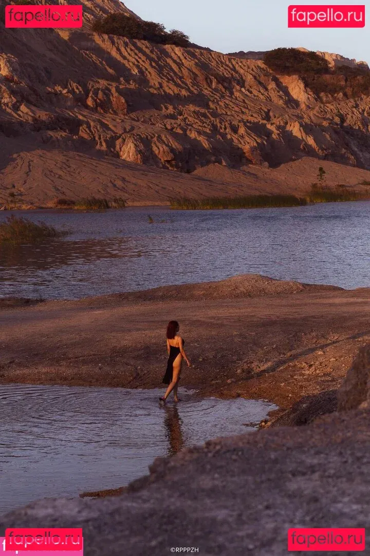 nimtharin Onlyfans Photo Gallery 