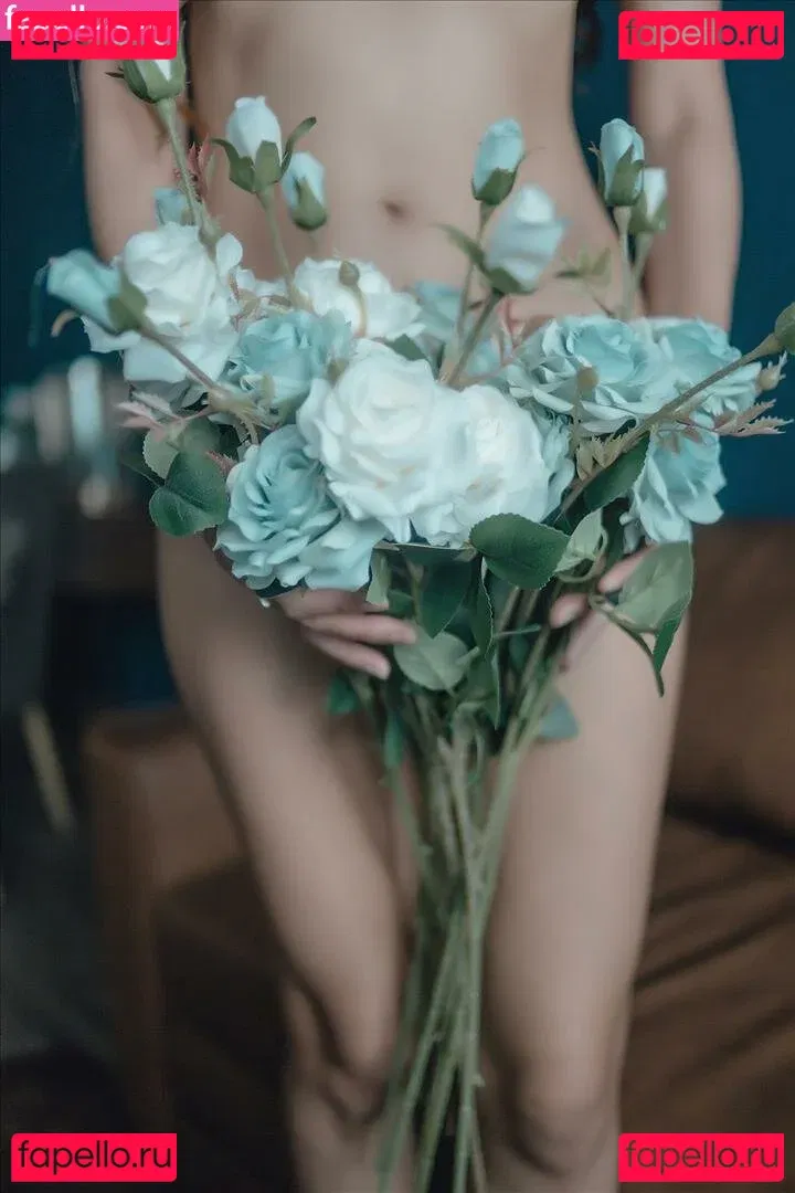 nimtharin Onlyfans Photo Gallery 