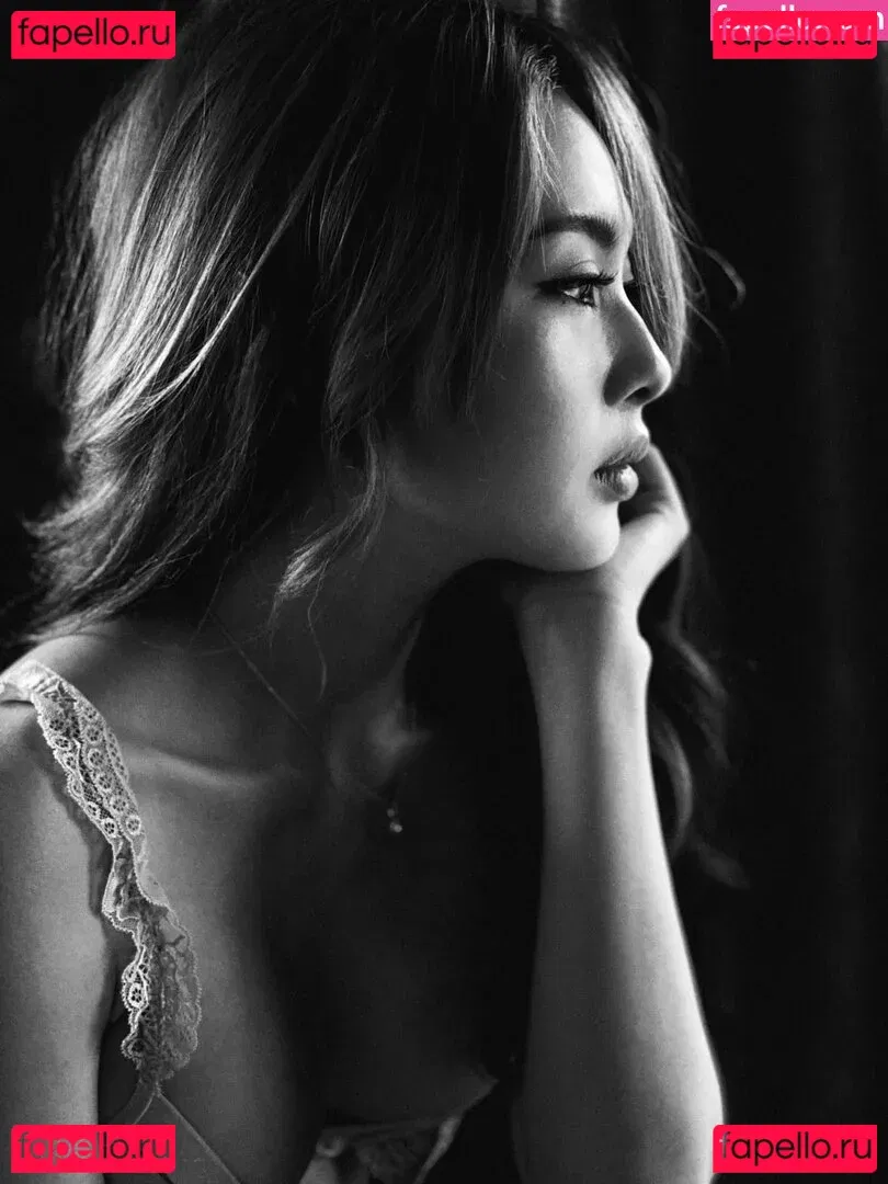 nimtharin Onlyfans Photo Gallery 