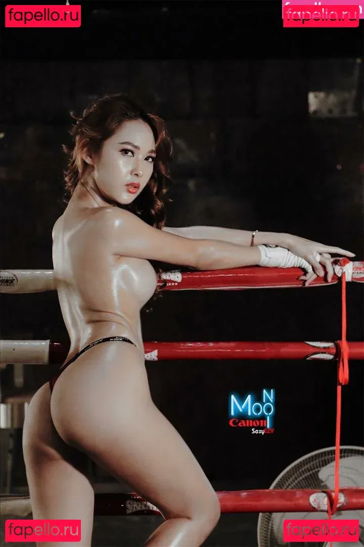 nimtharin Onlyfans Photo Gallery 