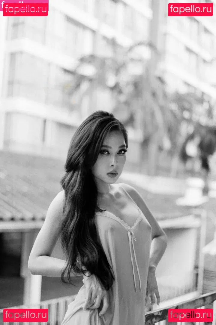 nimtharin Onlyfans Photo Gallery 