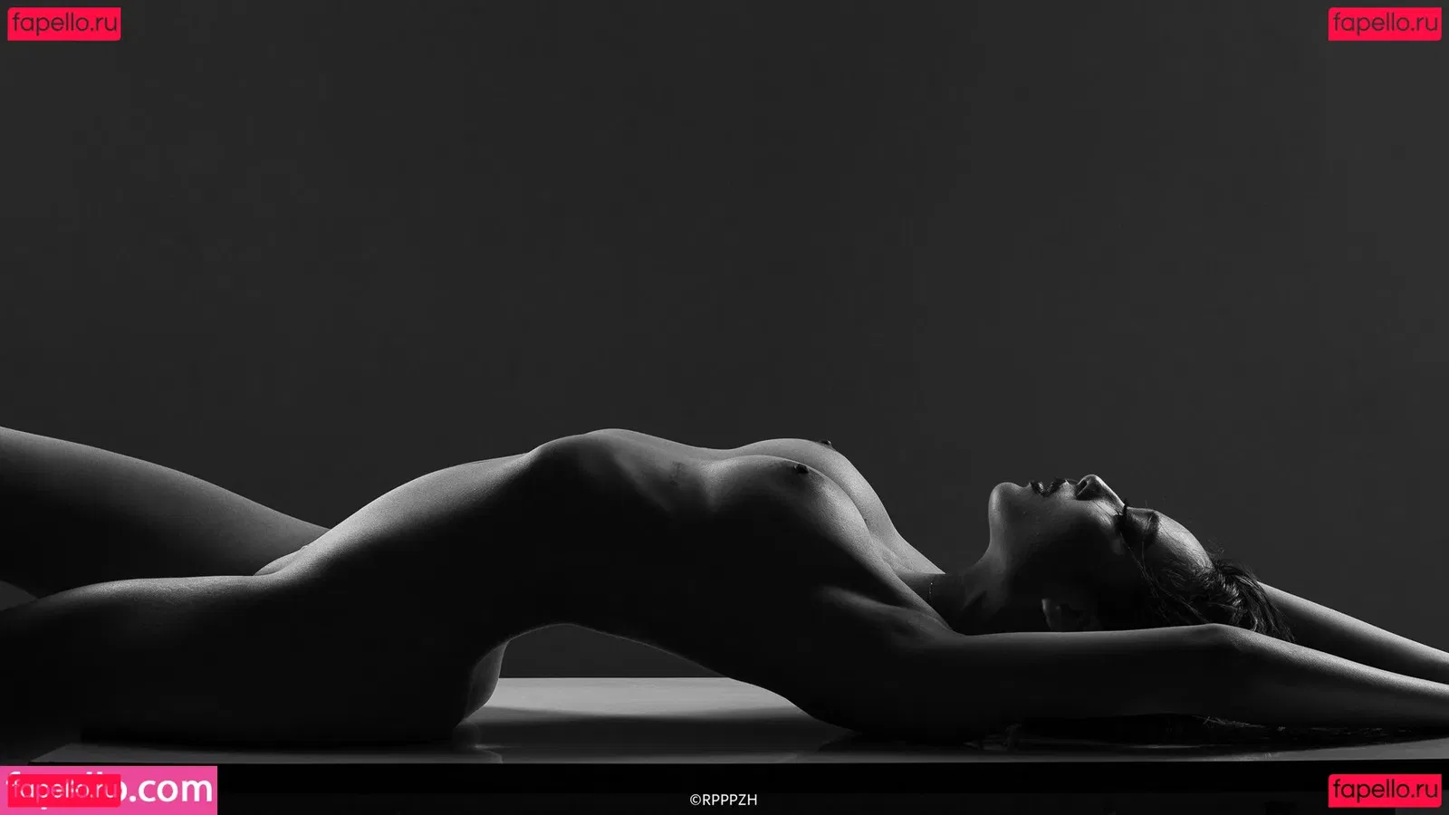 nimtharin Onlyfans Photo Gallery 