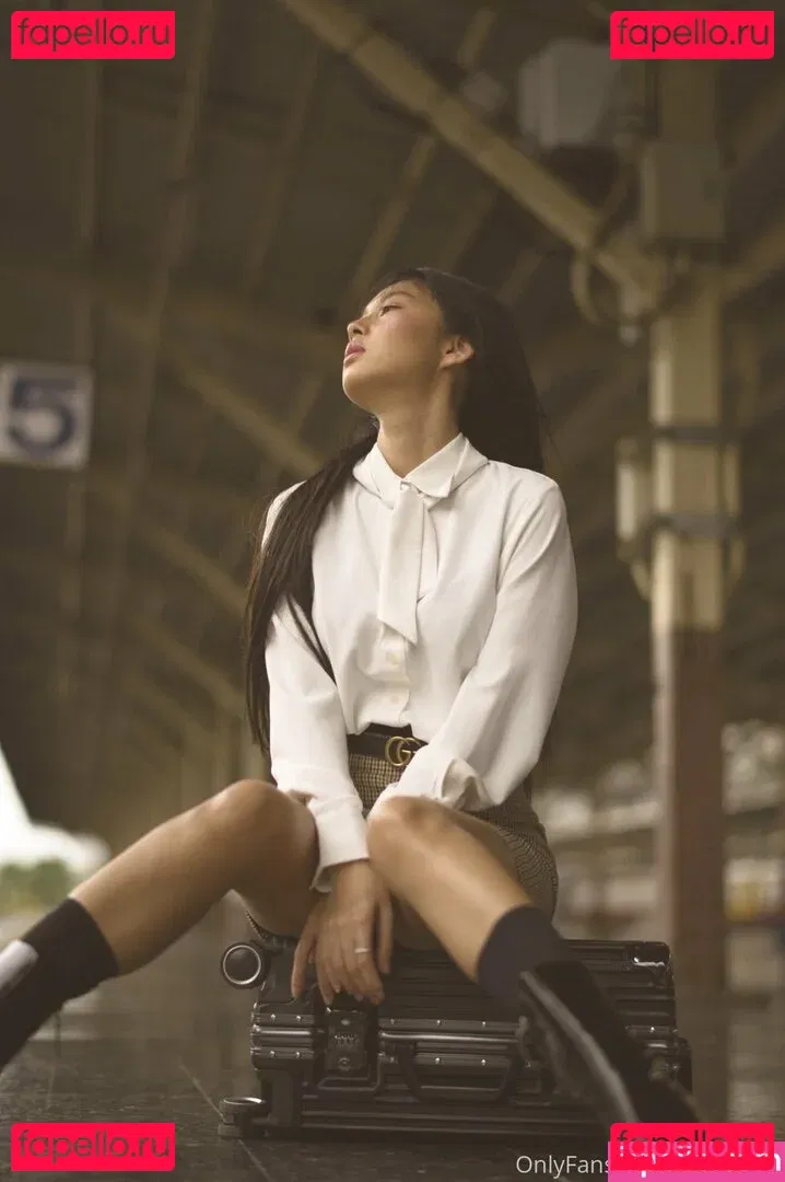 nimtharin Onlyfans Photo Gallery 