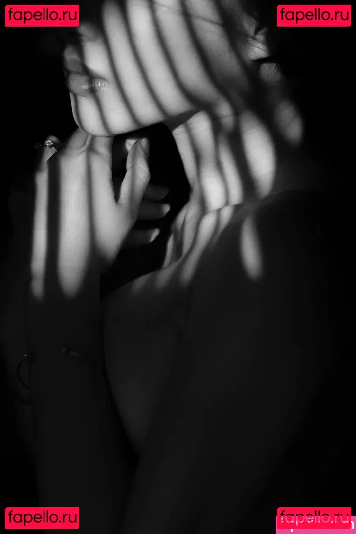 nimtharin Onlyfans Photo Gallery 