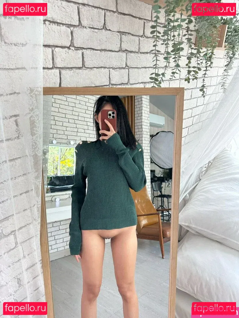 nimtharin Onlyfans Photo Gallery 