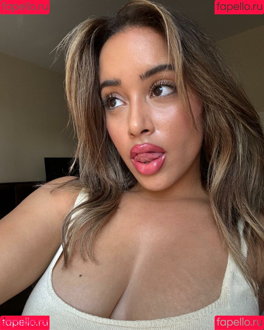Savannah Spencer Onlyfans Photo Gallery 