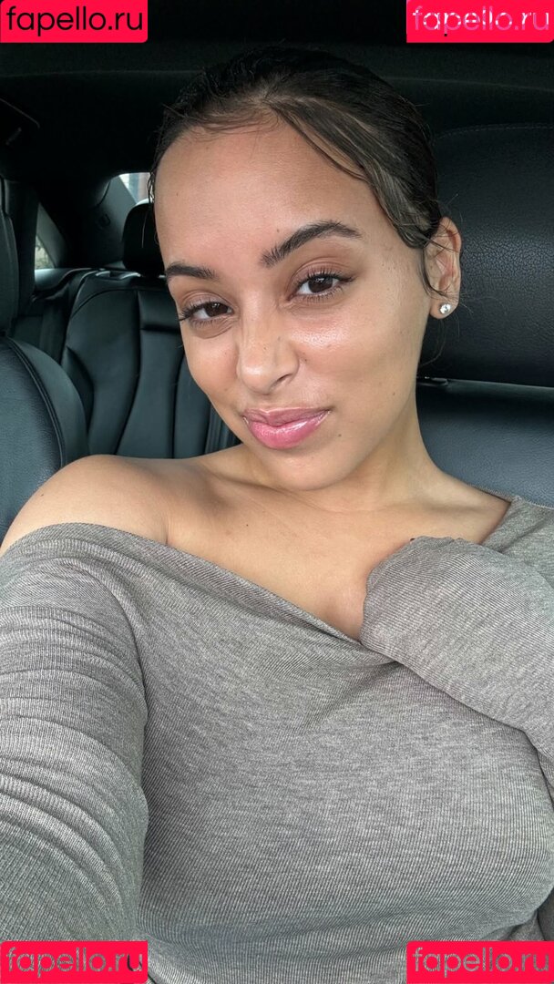 Savannah Spencer Onlyfans Photo Gallery 