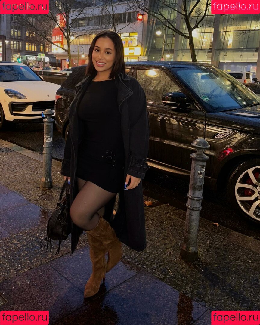 Savannah Spencer Onlyfans Photo Gallery 