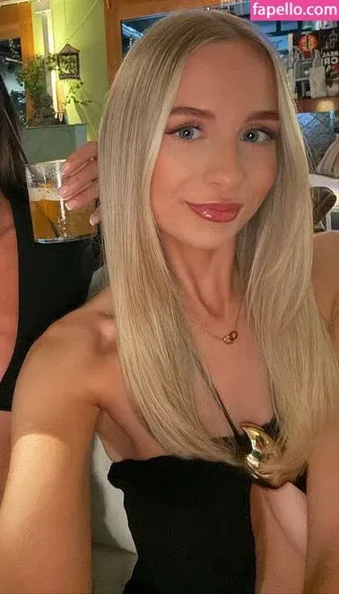 aadrianarose Onlyfans Photo Gallery 