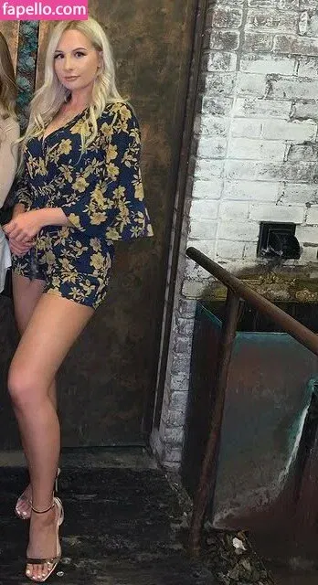 aadrianarose Onlyfans Photo Gallery 