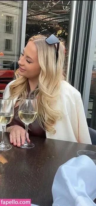 aadrianarose Onlyfans Photo Gallery 