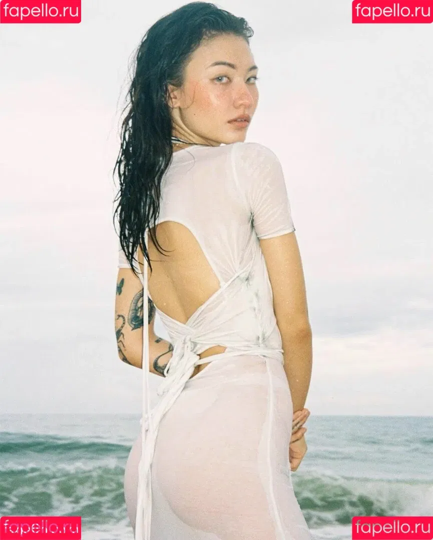 naomiroestel Onlyfans Photo Gallery 