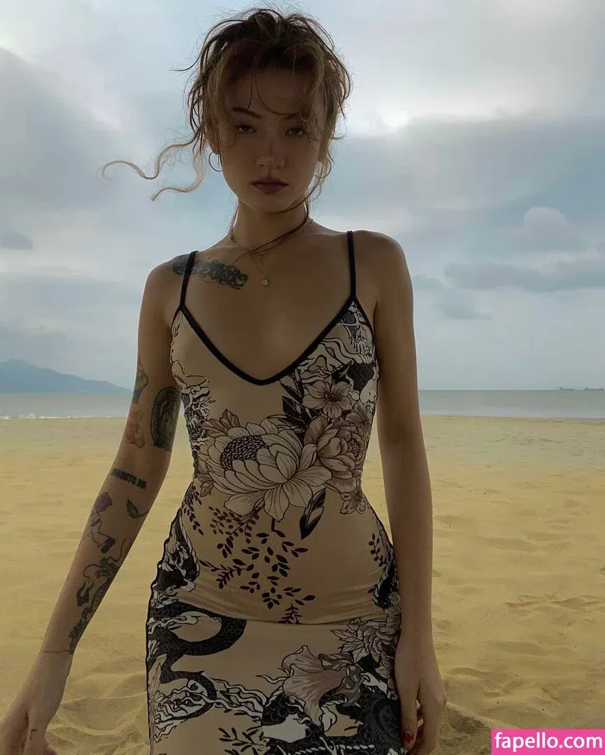 naomiroestel Onlyfans Photo Gallery 