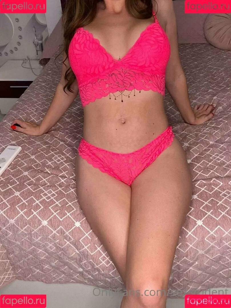sexstudent Onlyfans Photo Gallery 
