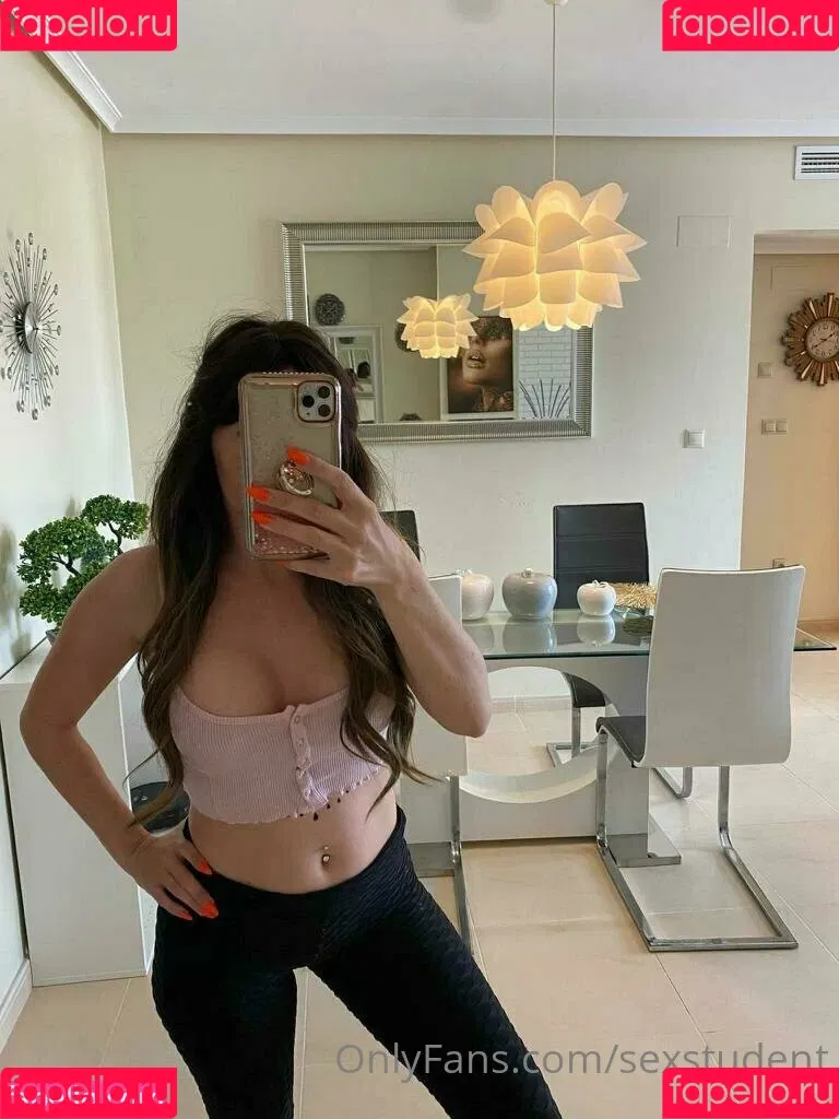 sexstudent Onlyfans Photo Gallery 