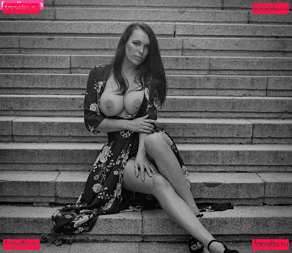 domiisczmodel Onlyfans Photo Gallery 