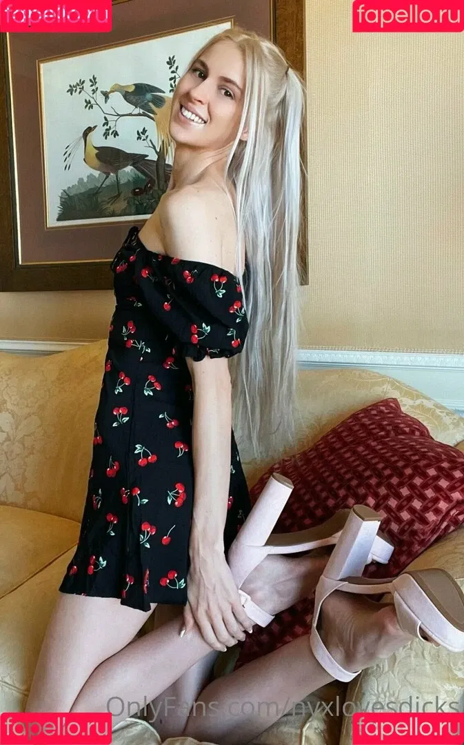 nakednicolenyx Onlyfans Photo Gallery 
