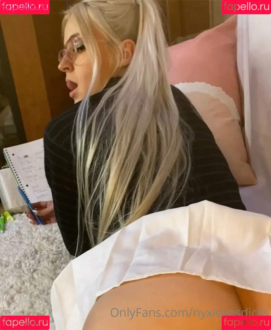 nakednicolenyx Onlyfans Photo Gallery 