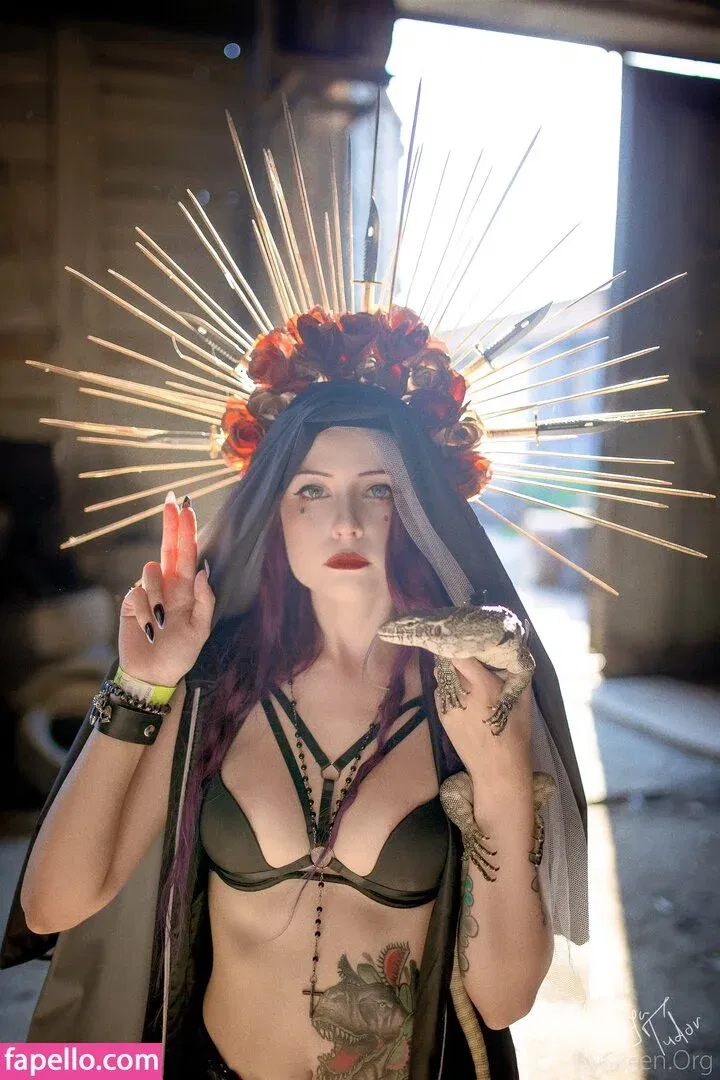 esfiriya_tudor Onlyfans Photo Gallery 