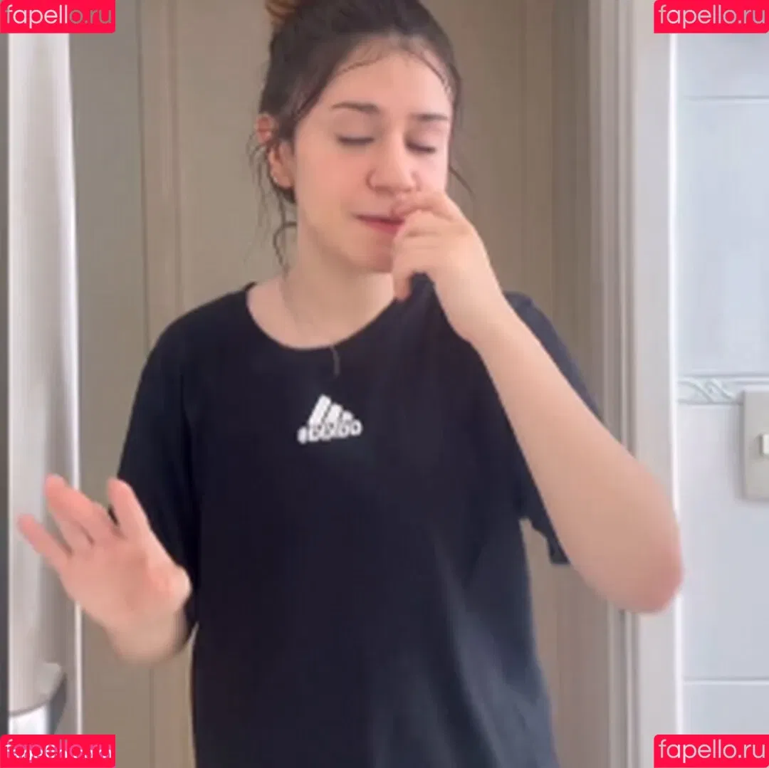 ASMR Maria ZB Onlyfans Photo Gallery 