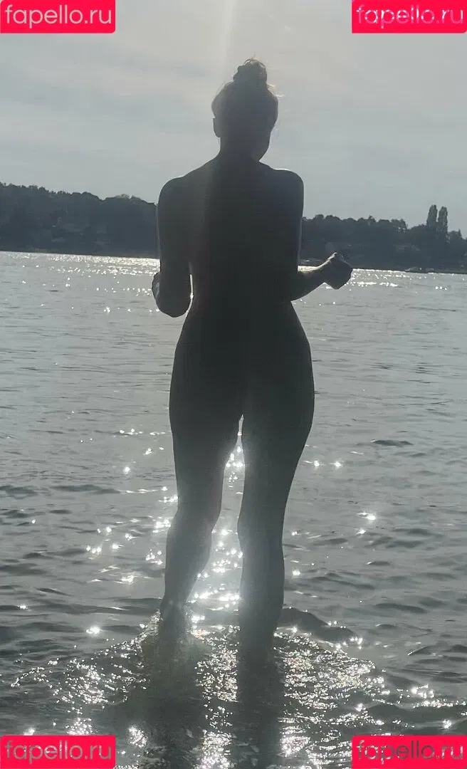 Kinky Karrot Onlyfans Photo Gallery 