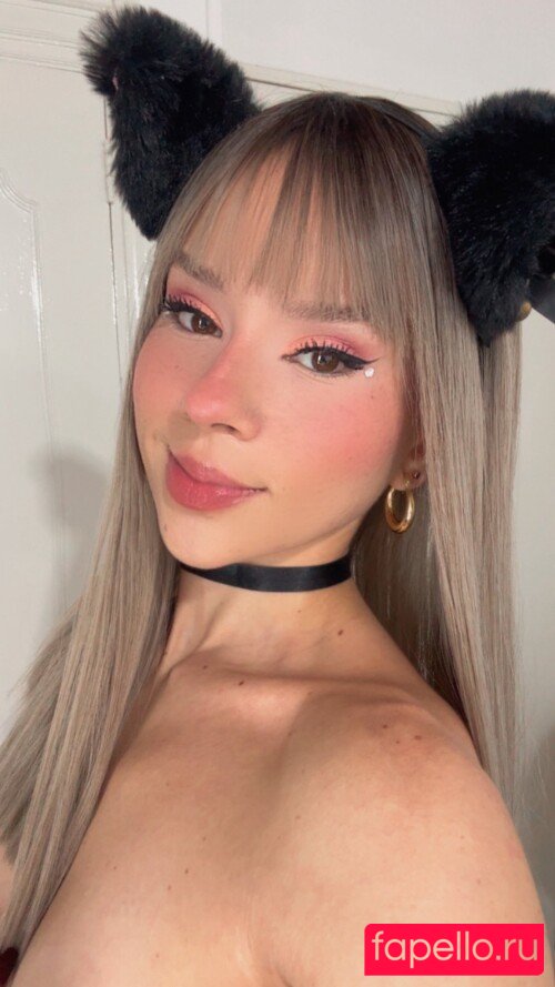 Kinky Karrot Nude Onlyfans Photo 4