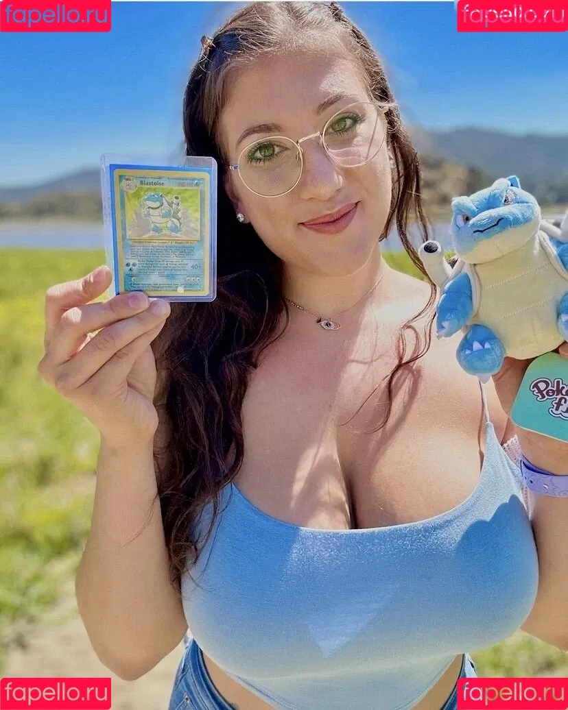 Pokegirldeen Onlyfans Photo Gallery 