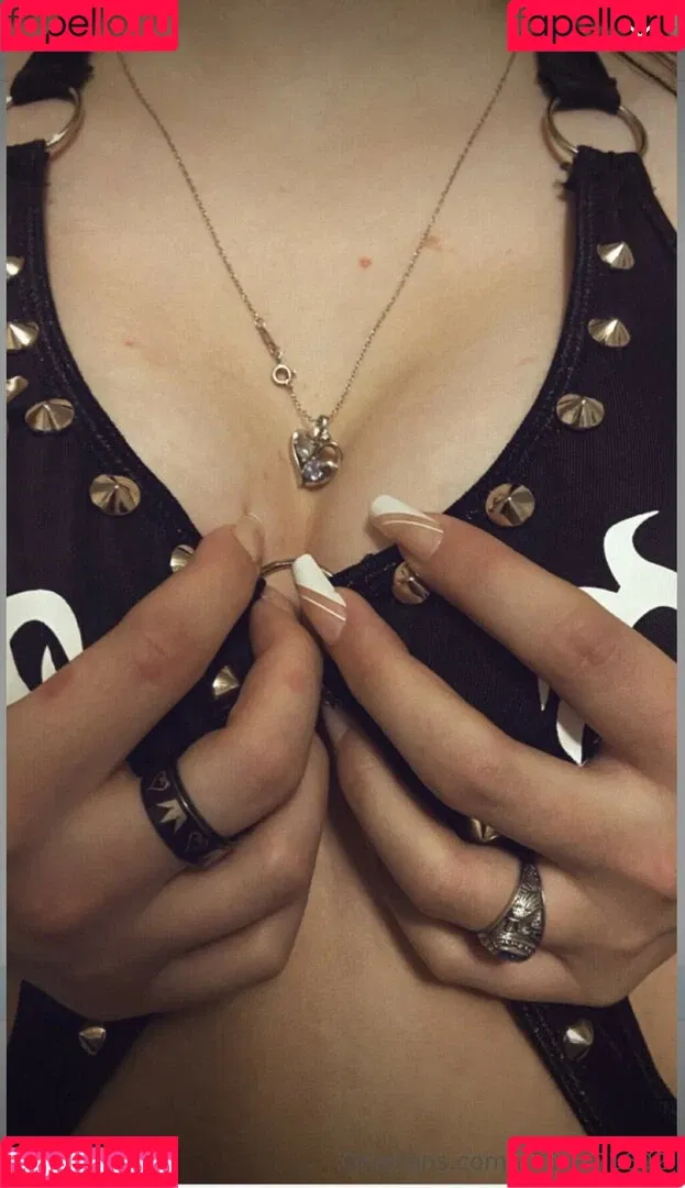 Katherine Means Onlyfans Photo Gallery 