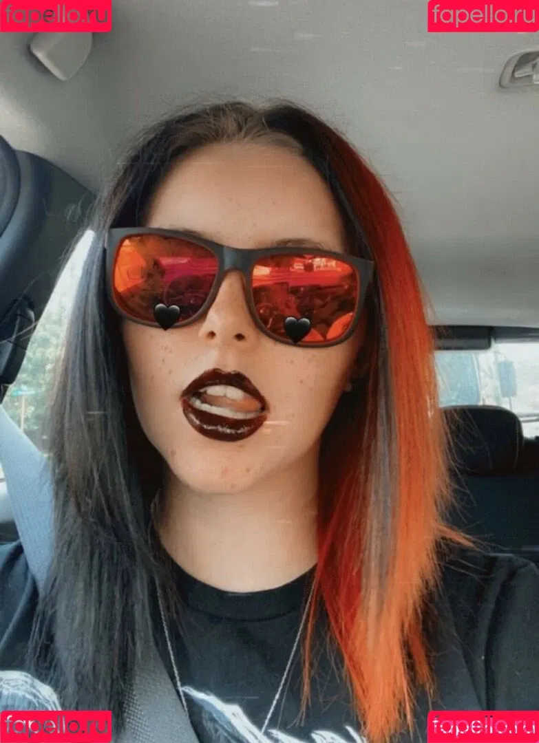 Katherine Means Onlyfans Photo Gallery 