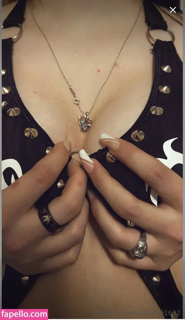 Katherine Means Onlyfans Photo Gallery 