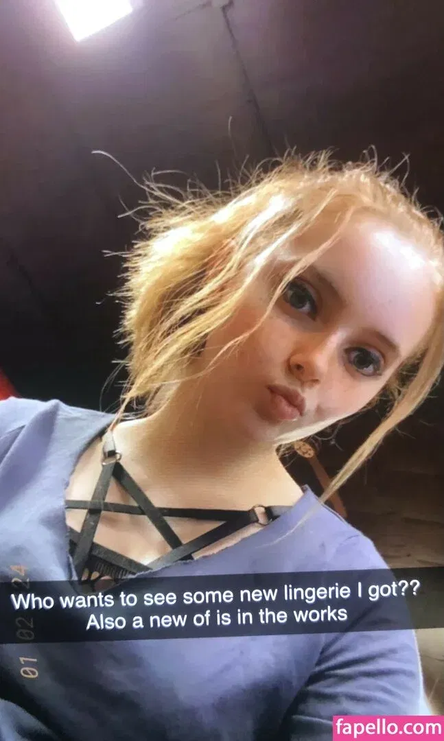 Katherine Means Onlyfans Photo Gallery 