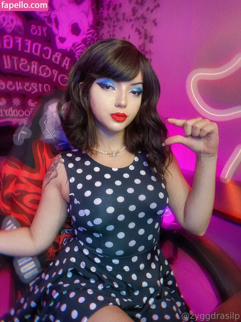 zyggdrasilp Onlyfans Photo Gallery 