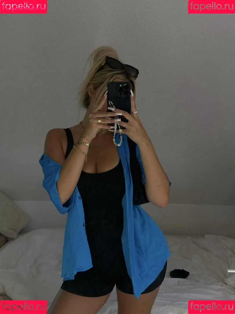 neverbaby_26 Onlyfans Photo Gallery 