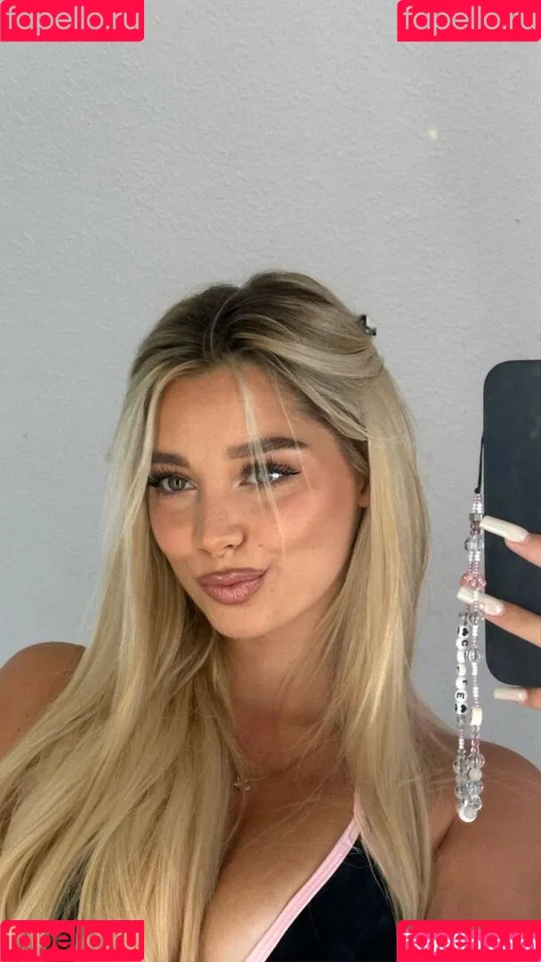 neverbaby_26 Onlyfans Photo Gallery 