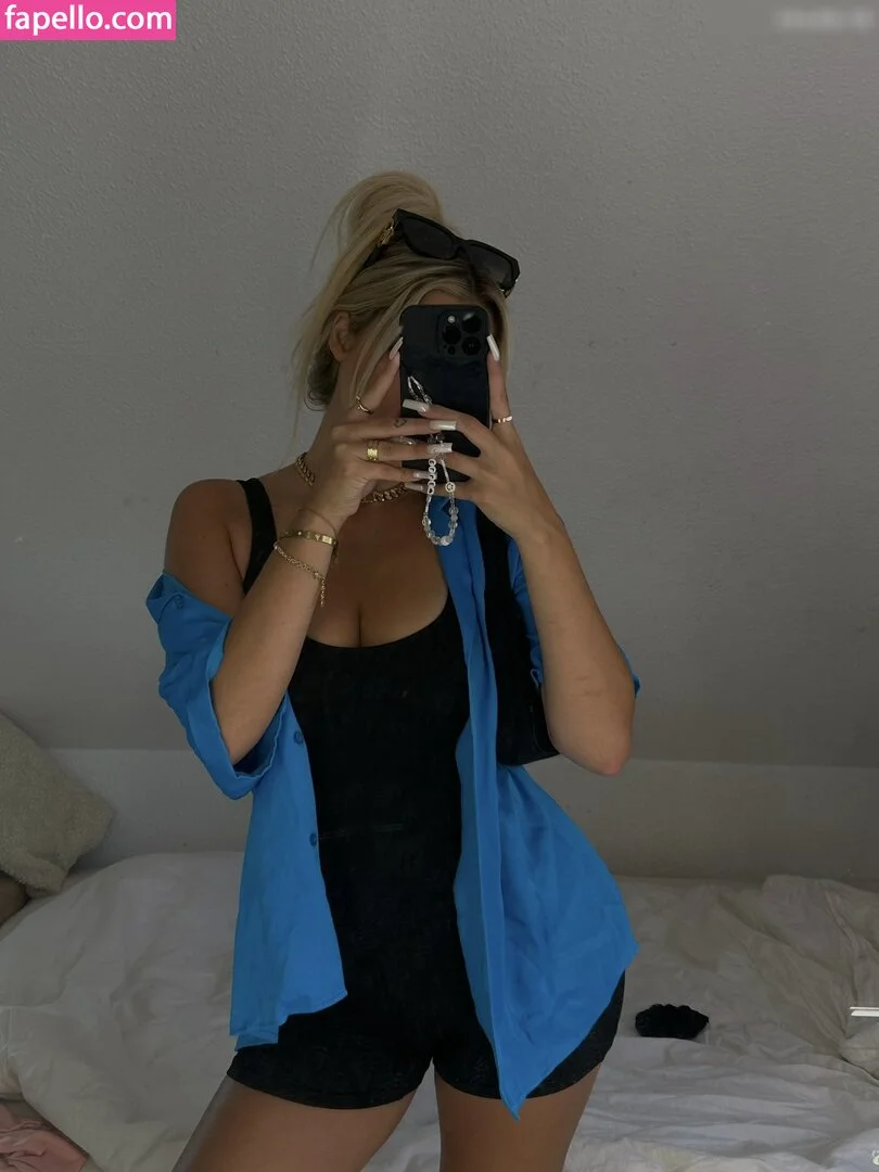 neverbaby_26 Onlyfans Photo Gallery 