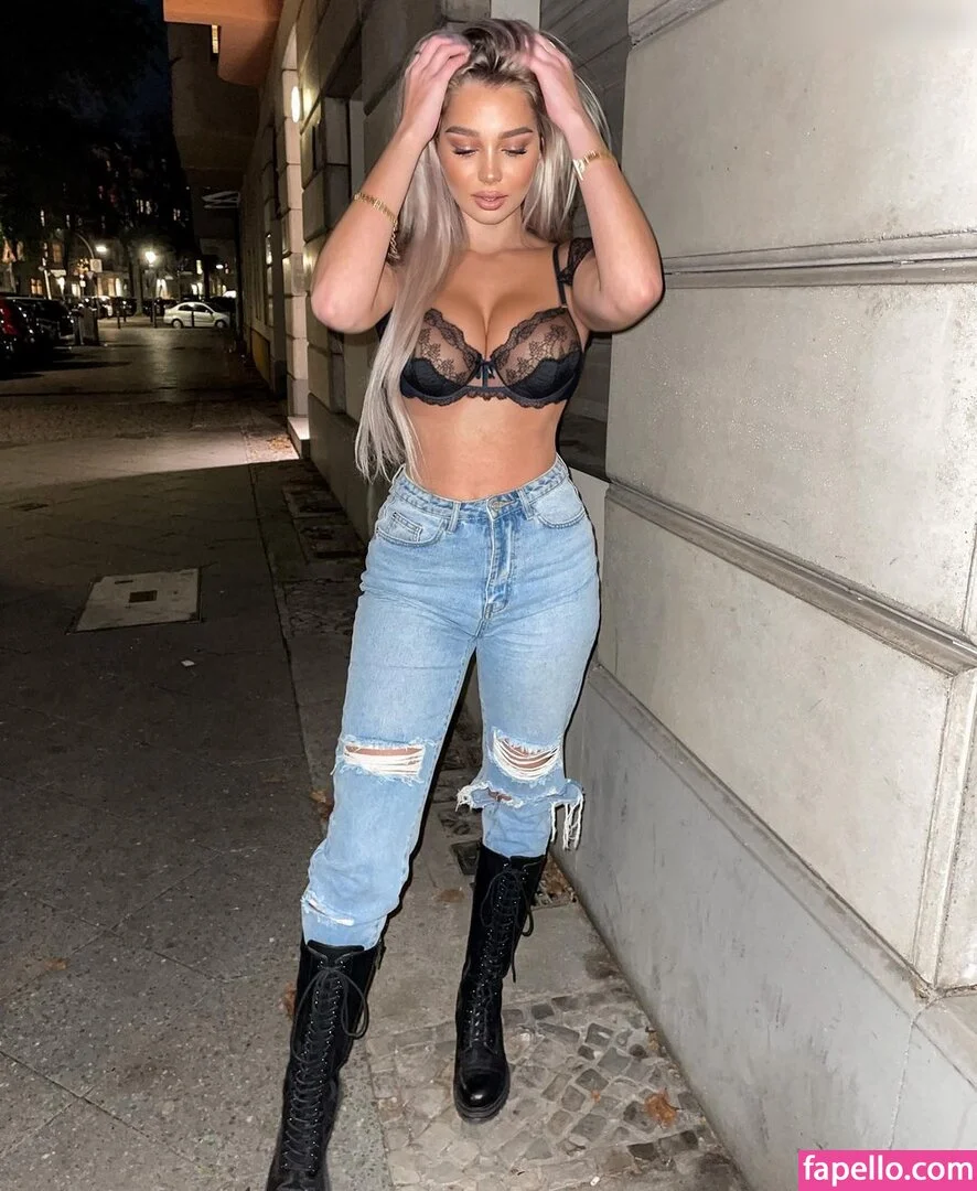 neverbaby_26 Onlyfans Photo Gallery 