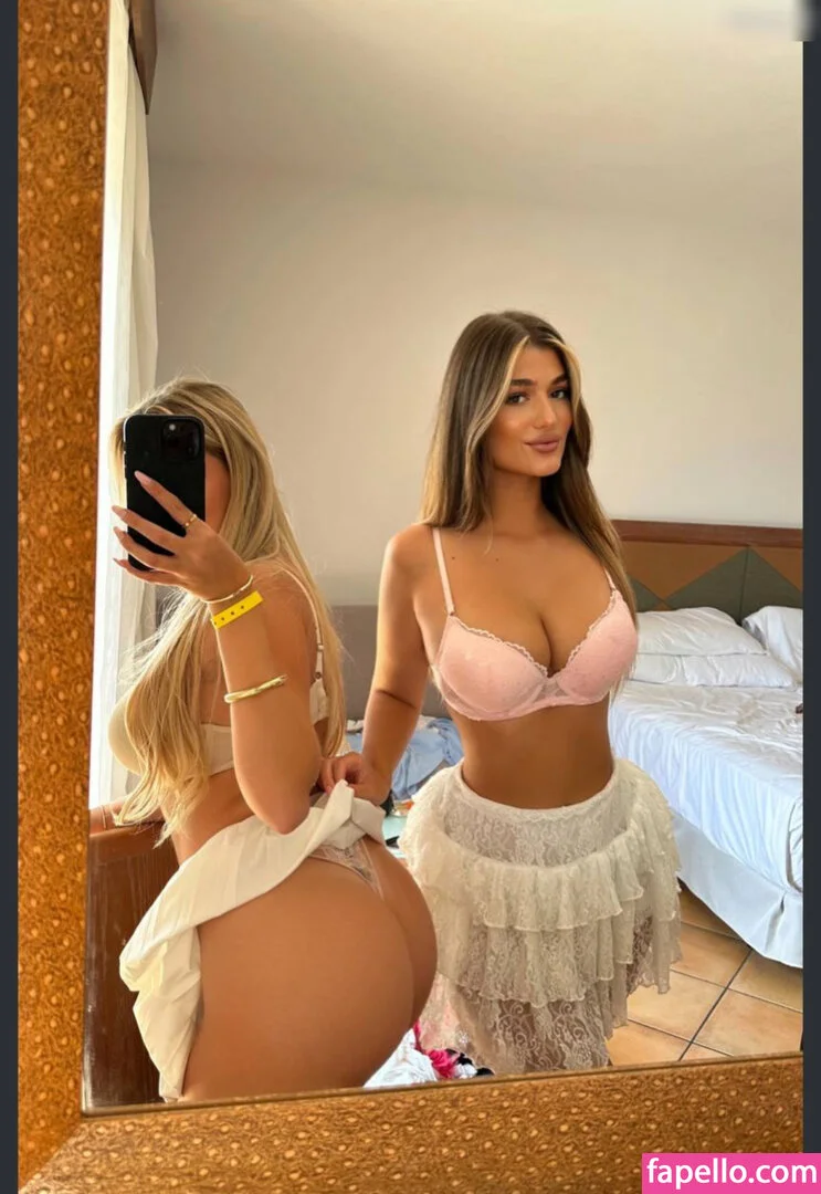 neverbaby_26 Onlyfans Photo Gallery 