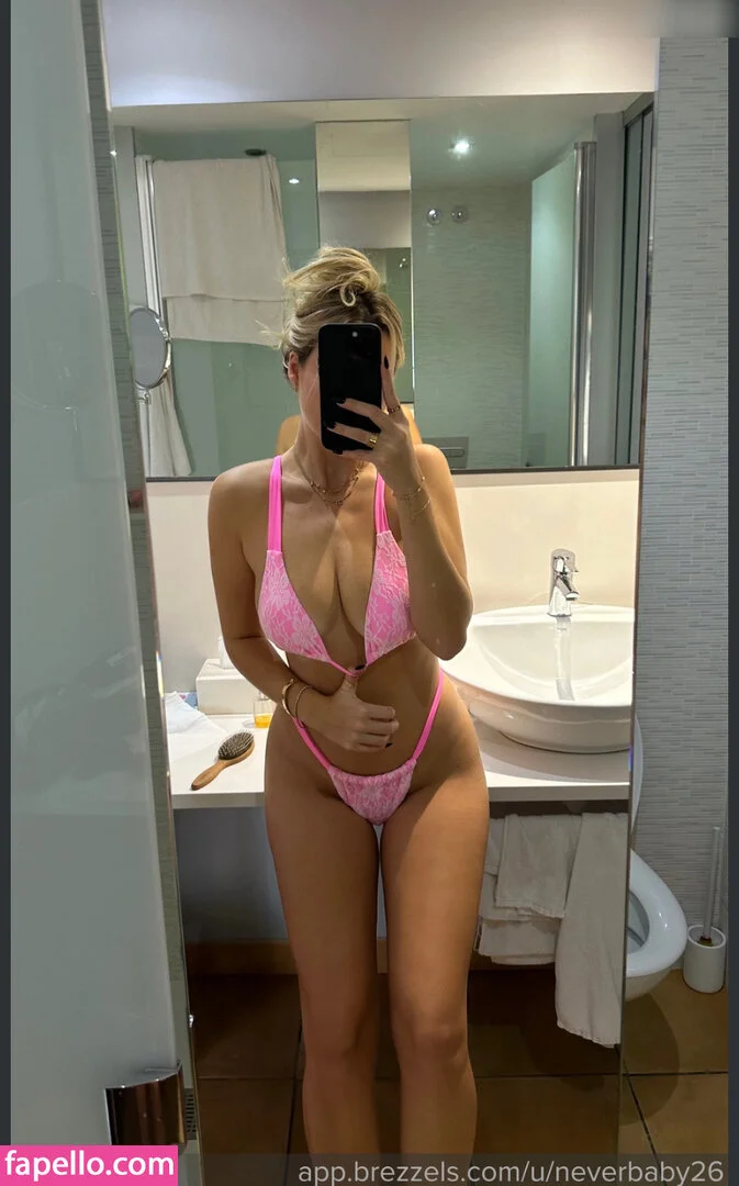 neverbaby_26 Onlyfans Photo Gallery 