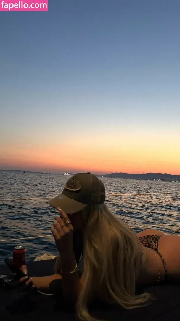 neverbaby_26 Onlyfans Photo Gallery 