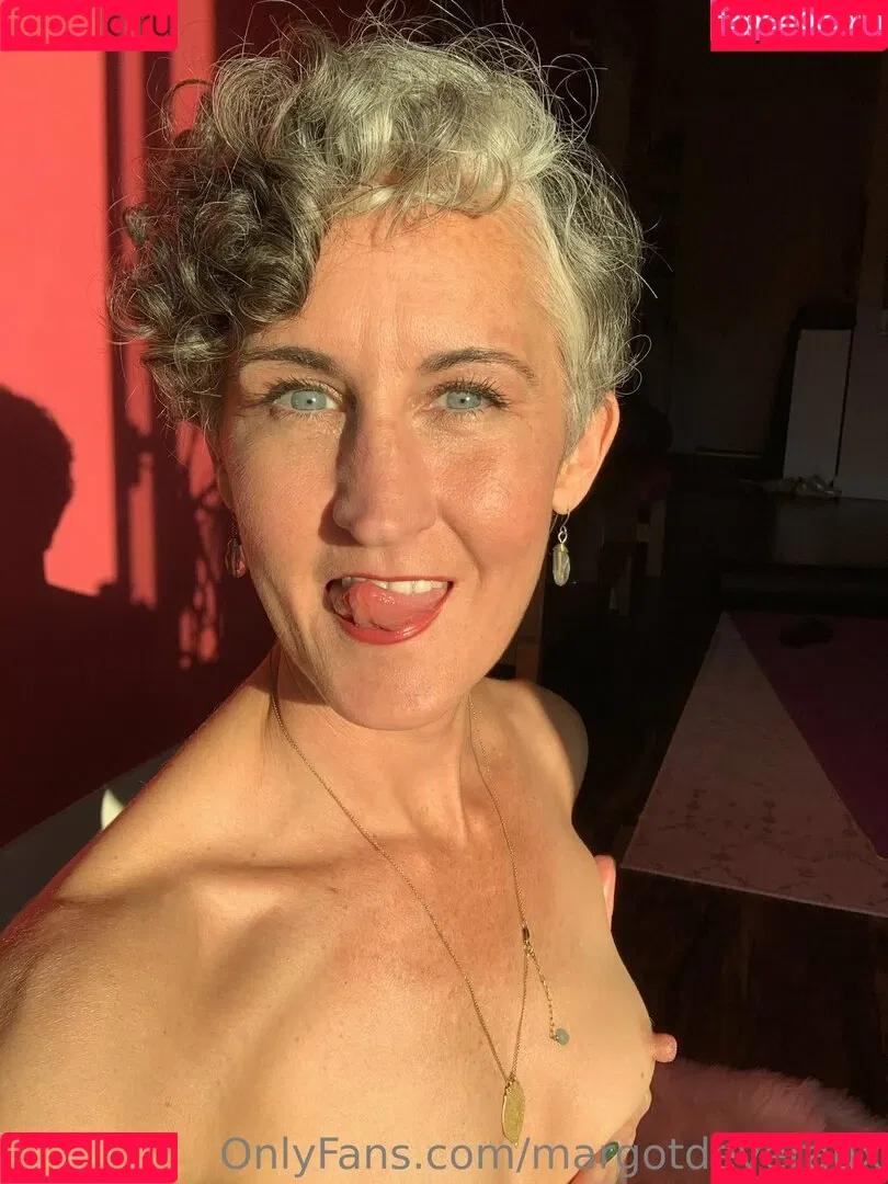 margotdeveraux Onlyfans Photo Gallery 