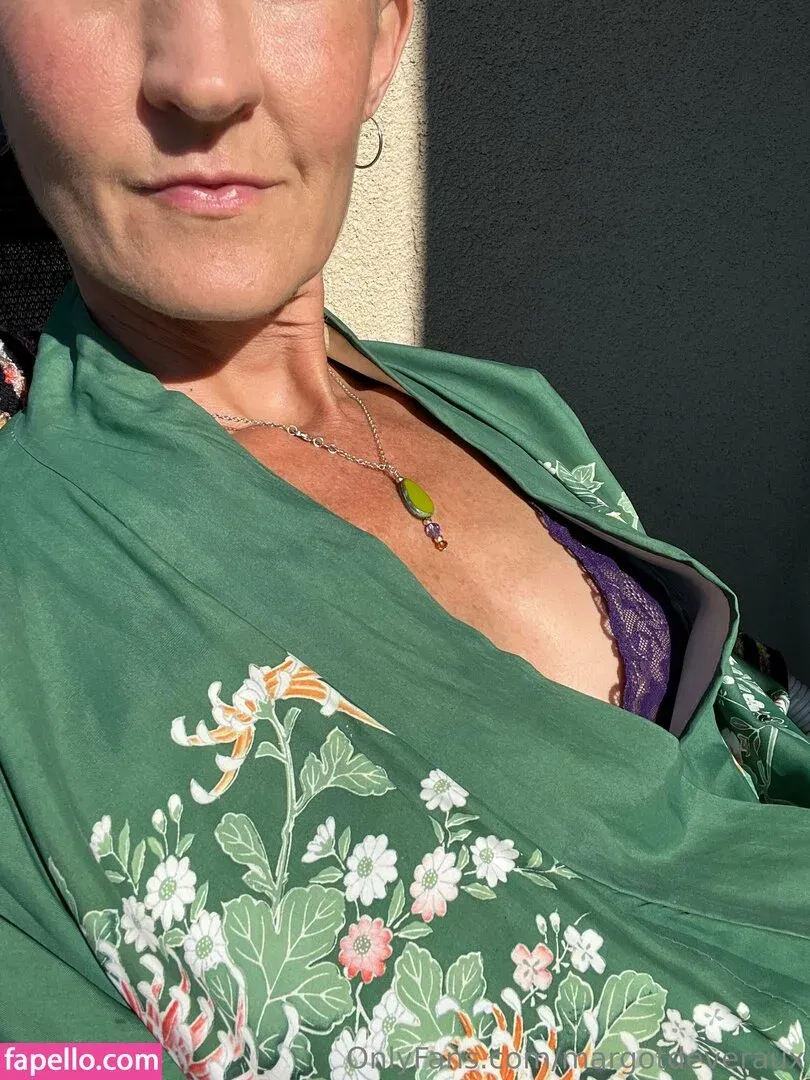 margotdeveraux Onlyfans Photo Gallery 