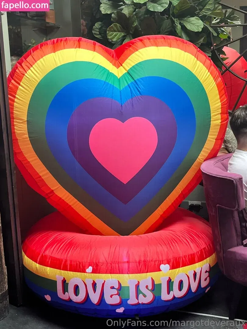 margotdeveraux Onlyfans Photo Gallery 