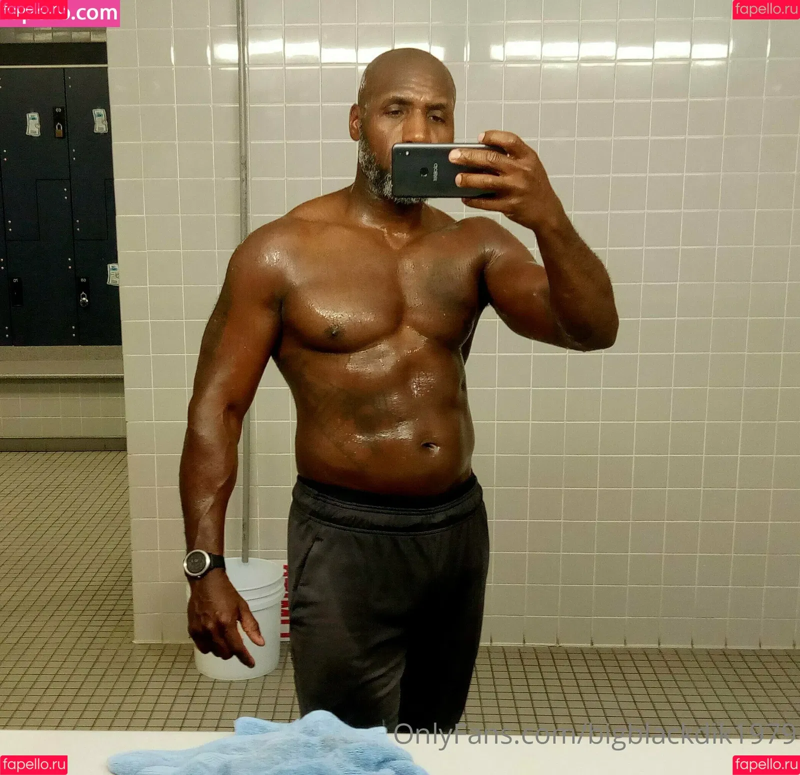 bigblackdik1979 Onlyfans Photo Gallery 
